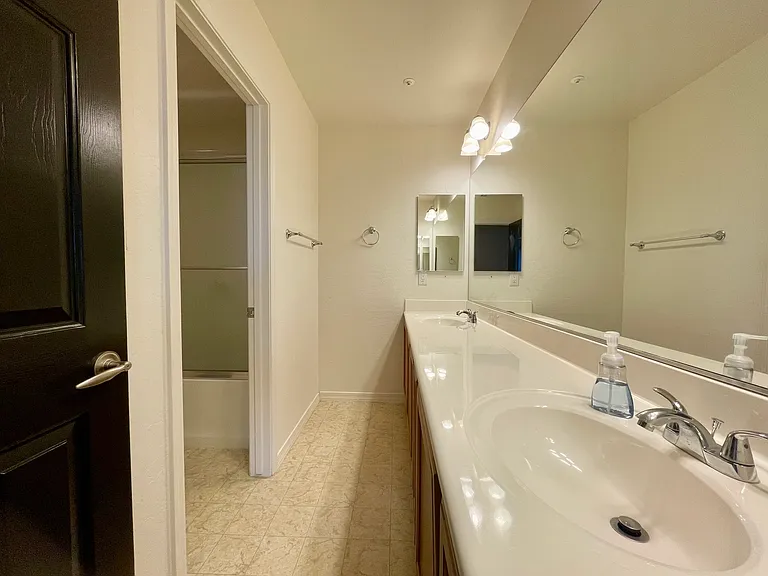 4138 N 298th Ln — Photo 27