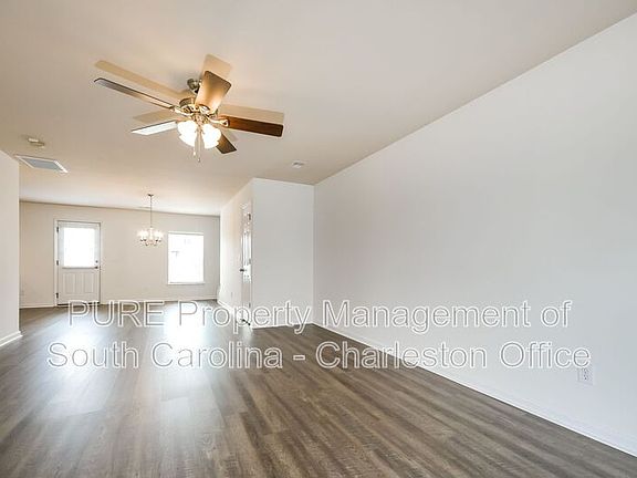 4th image of 191 Emerald Isle Dr