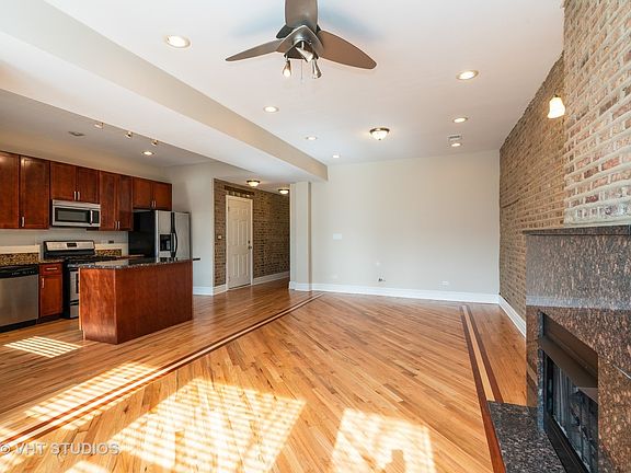 2nd image of 4847 S Vincennes Ave #207