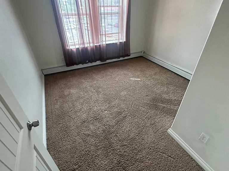 609 Central Ave #35 — Photo 2