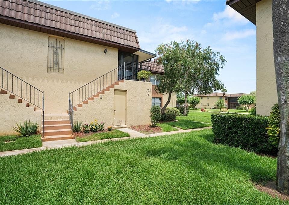1st image of 102 Windtree Ln #202-M