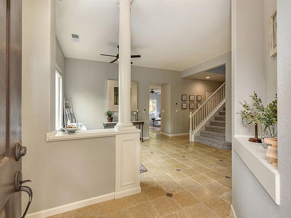 4th image of 109 Miramont Ct