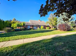 70 Braemar Blvd, Chatham Kent, ON N7M6G3