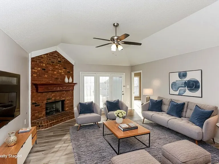 2729 Fletcher Crest Cv — Photo 4