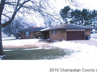 209 Pershing Ct W, Philo, IL 61864