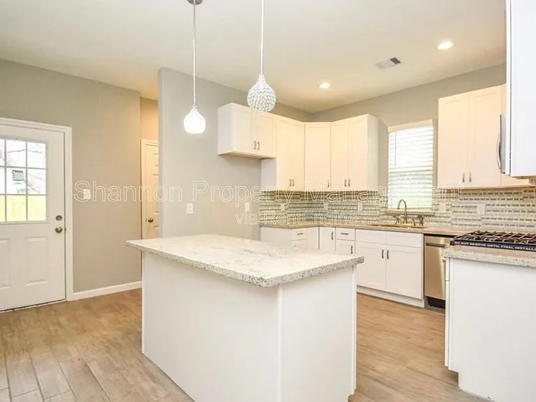 7941 Sparta St — Photo 13