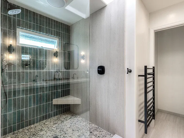 424 B Ave — Photo 21