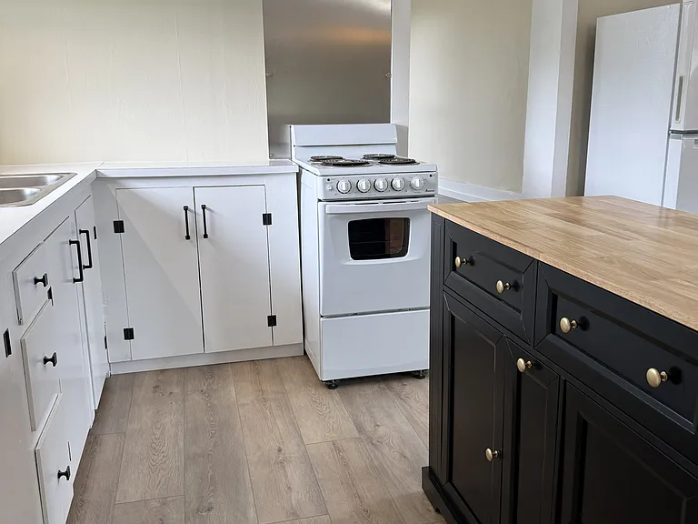 16 Winooski St #3 — Photo 2
