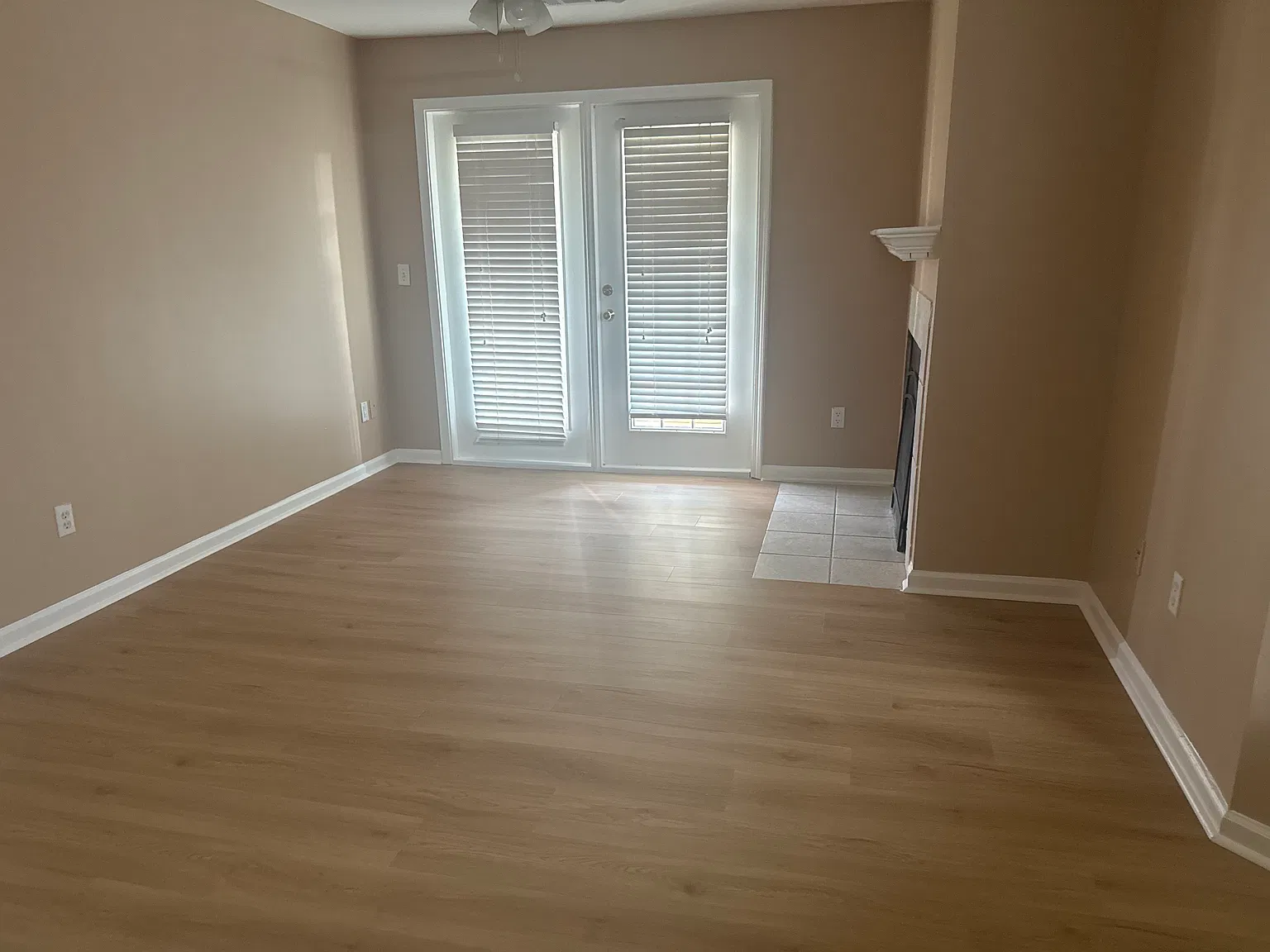 2 bed, 968 sqft, $1,800 — Photo 4