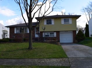2559 McClain Ct, Grove City, OH 43123