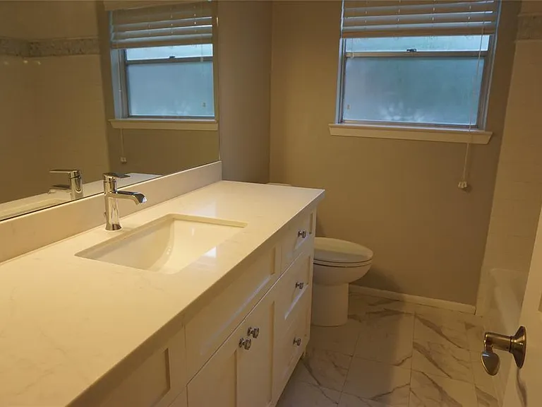 5727 Braesvalley Dr — Photo 9