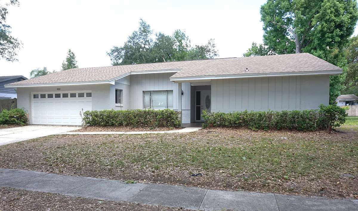 Building Photo - 8511 Shady Glen Dr
