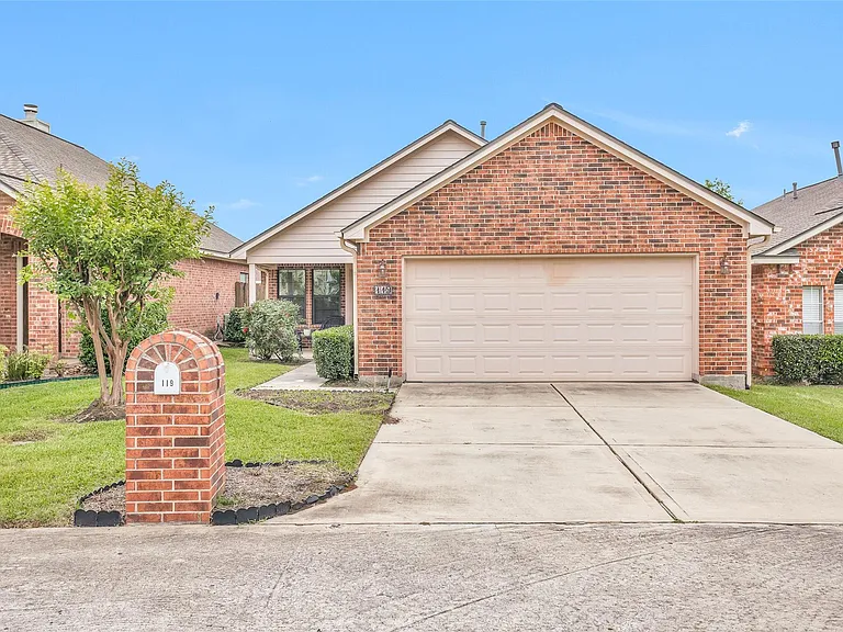 119 Golfview Dr — Photo 1