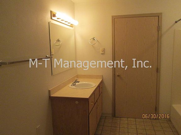 5th image of 12903 E Sprague Ave #15
