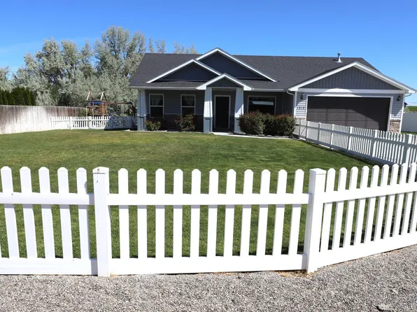 1310 5th Ave E, Jerome, ID 83338