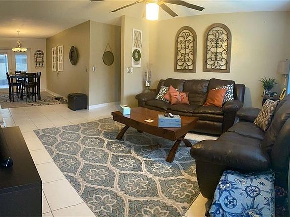 2nd image of 1114 Viking Dr