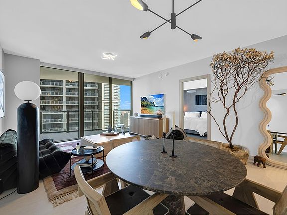 5th image of 1000 Brickell Plz #4507