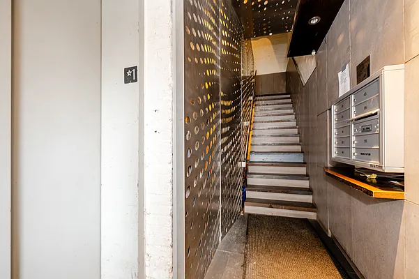 Rented by Compass | media 18