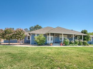 32084 Muleshoe Ln, Auberry, CA 93602