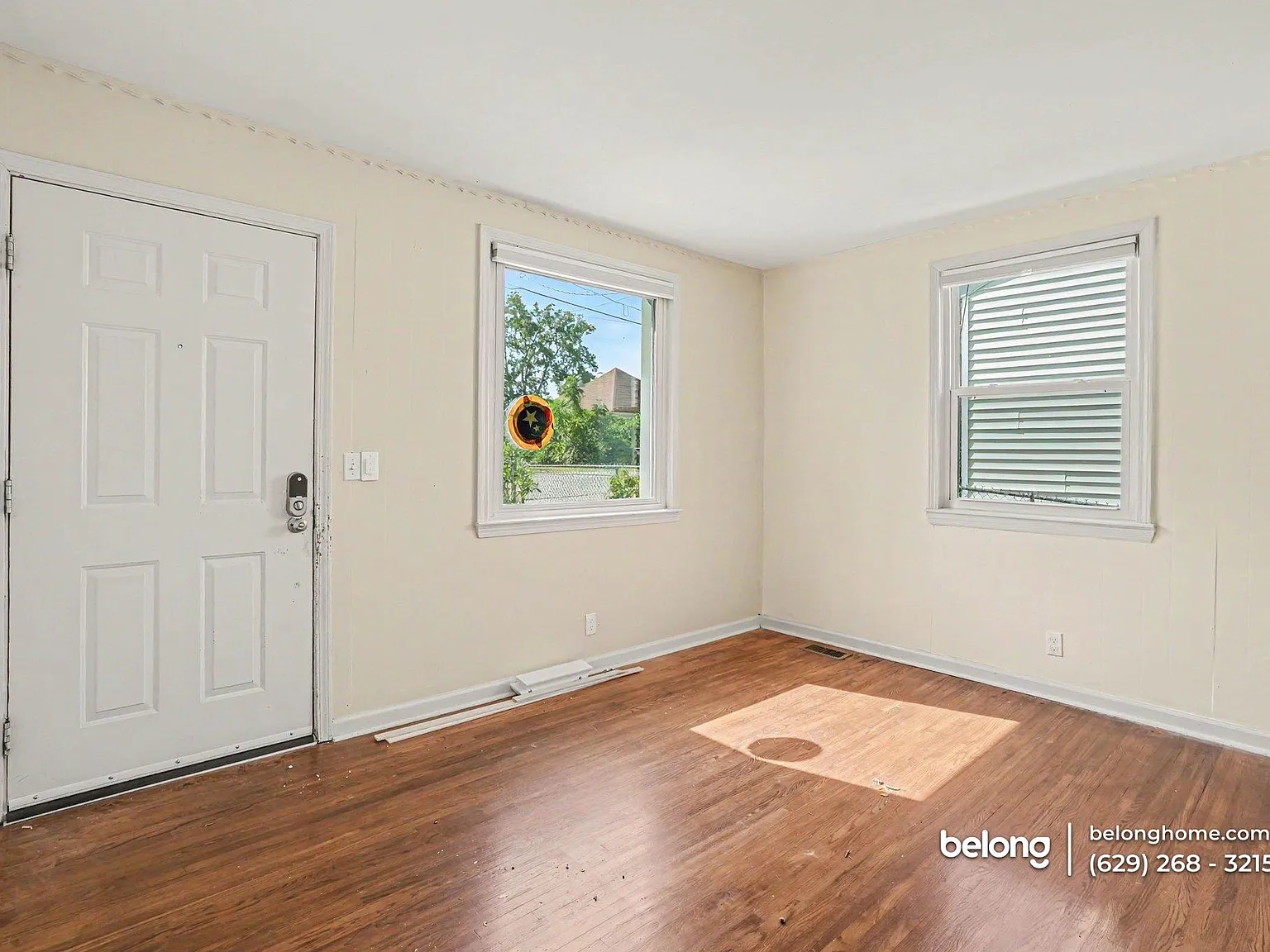4 bed, 2.0 bath, 1683 sqft, $2,850 — Photo 2