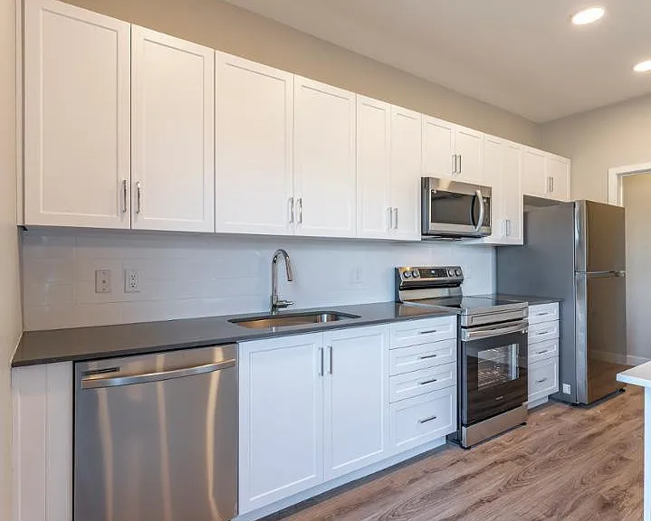 432 S 32nd St #120 — Photo 57