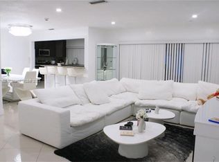 8457 Sheraton Dr #0, Hollywood, FL 33025