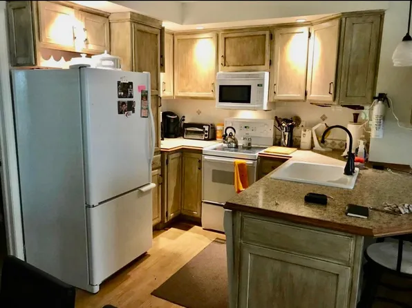 17 Stevens St APT A2, Canton, NY 13617