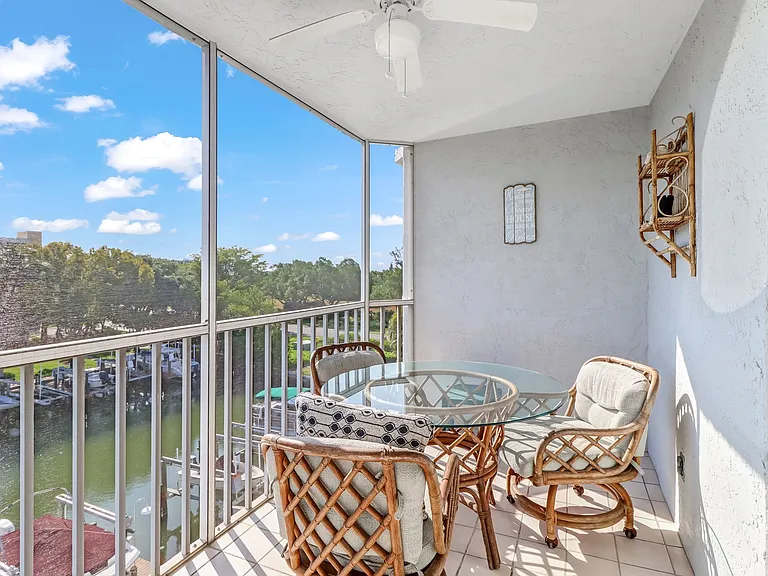 4511 Bay Beach Ln #315 — Photo 10