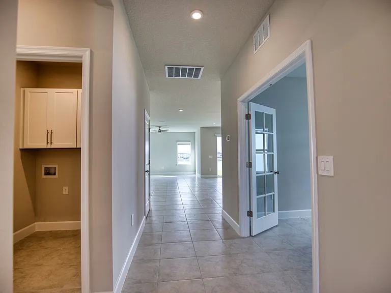 16419 S Port Harbor Blvd — Photo 2