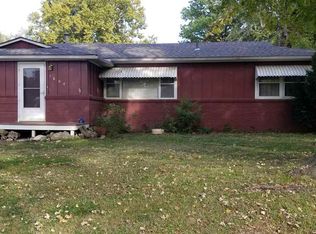 1804 Weile St, Winfield, KS 67156