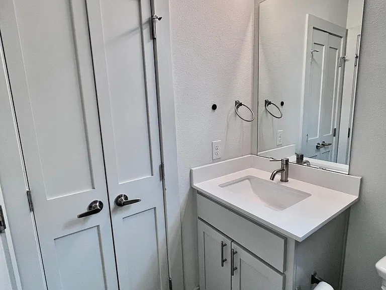 6913 Meador Ave #A — Photo 22