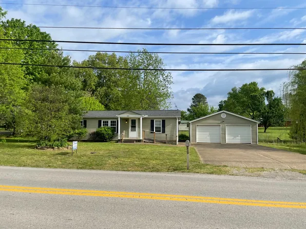 437 Main St, Centertown, KY 42328