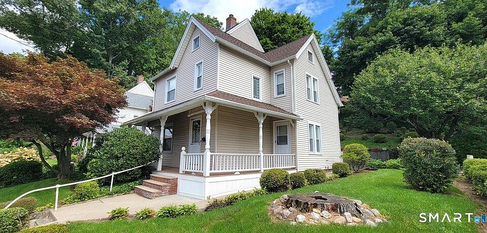 1st image of 1375 Baldwin Street