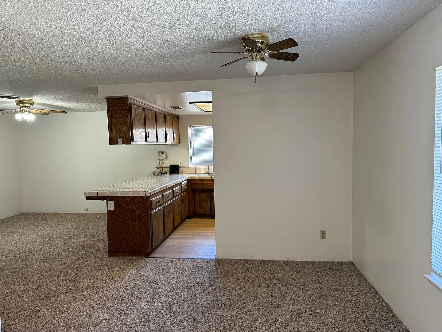 Cute Three Bedroom in South Bakersfield — Photo 4