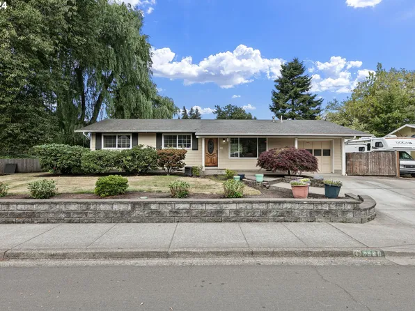 2990 Hyacinth St, Eugene, OR 97404