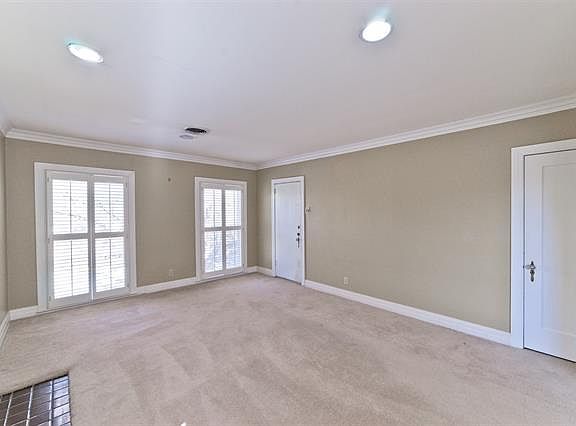 5th image of 4517 Emerson Ave APT 4