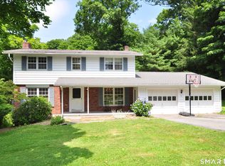 87 Sheldon Ln, Litchfield, CT 06759