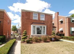 2108 S 18th Ave, Broadview, IL 60155