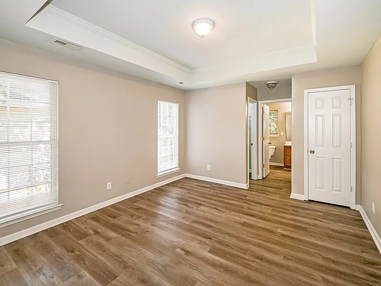 5833 Lawnmeadow Dr — Photo 9