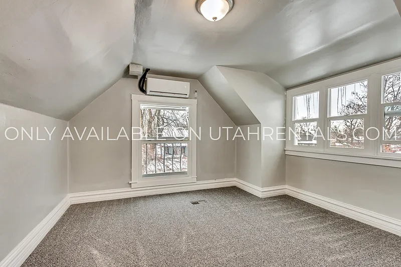 3162 S Adams Ave #NORTH