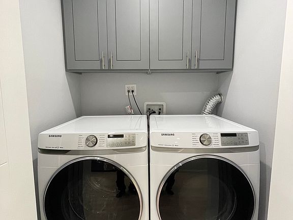 5th image of 11318 1/2 W Miranda St #1/2