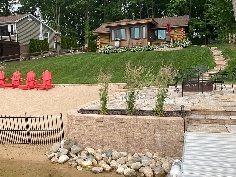 5134 Silver Lake Shores Rd — Photo 1