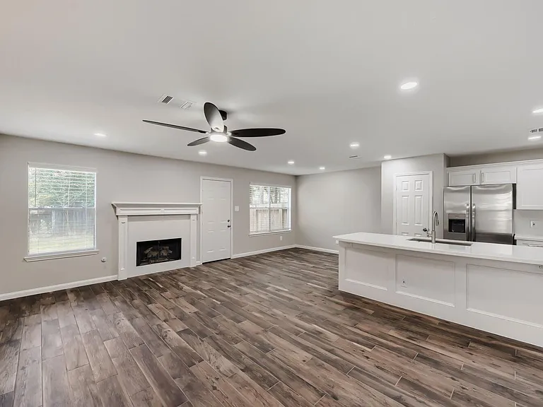 11 Wineberry Pl — Photo 4