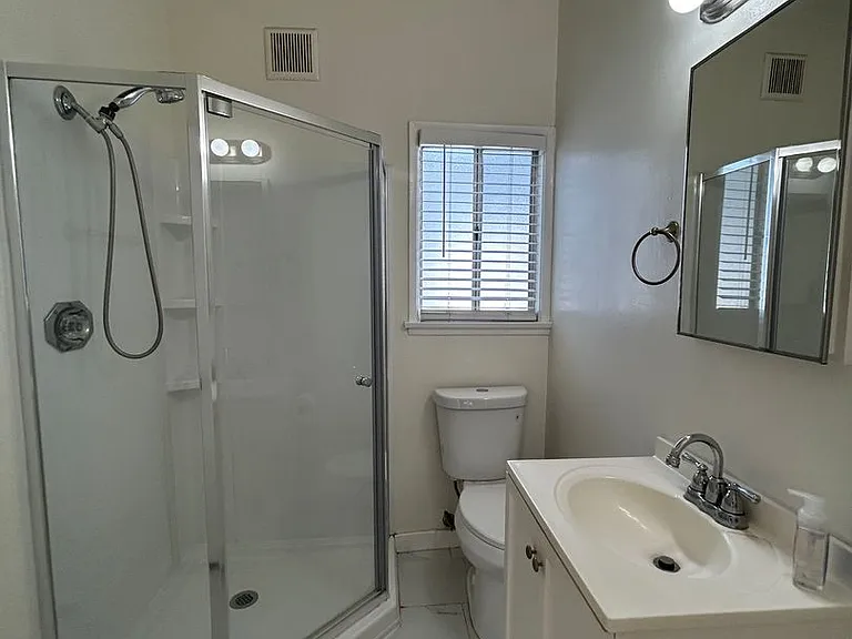 1702 Three Boys Apartments — Photo 13