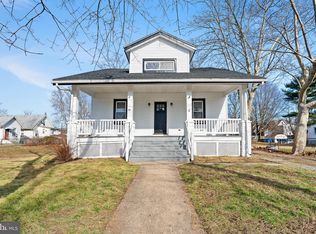 608 New Jersey Ave, Palmyra, NJ 08065