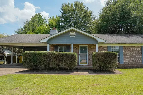 1311 Royal Oaks Ct Photo 1