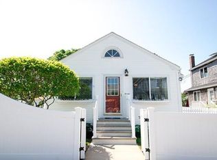 20 P St, Hull, MA 02045
