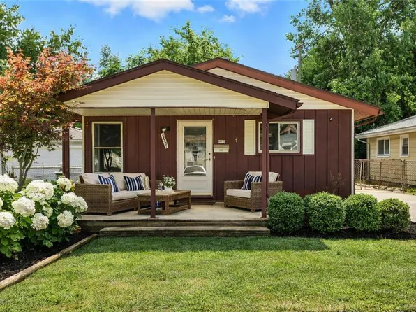 24337 Pennie St, Dearborn Heights, MI 48125