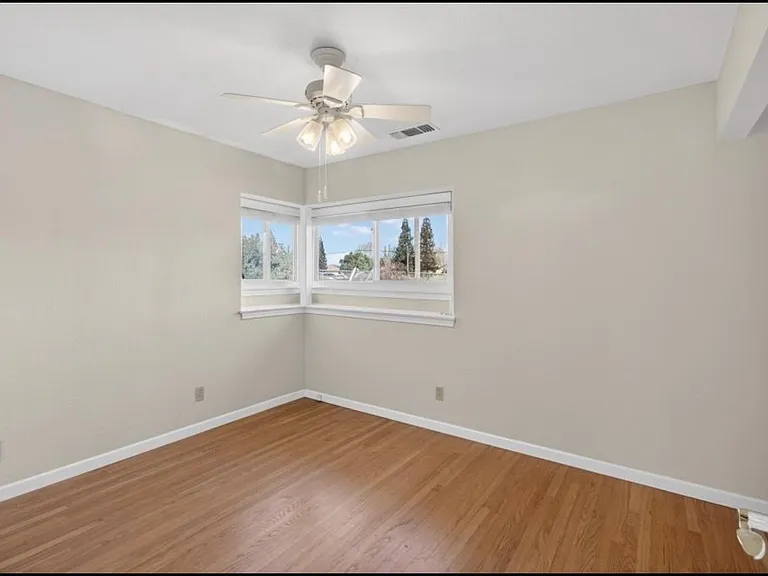 3167 Baseline Rd — Photo 23