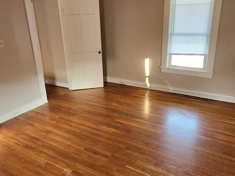 118 Main St #3 — Photo 11